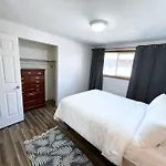 Comfortable Gonzaga Unit Close To Downtown Spokane